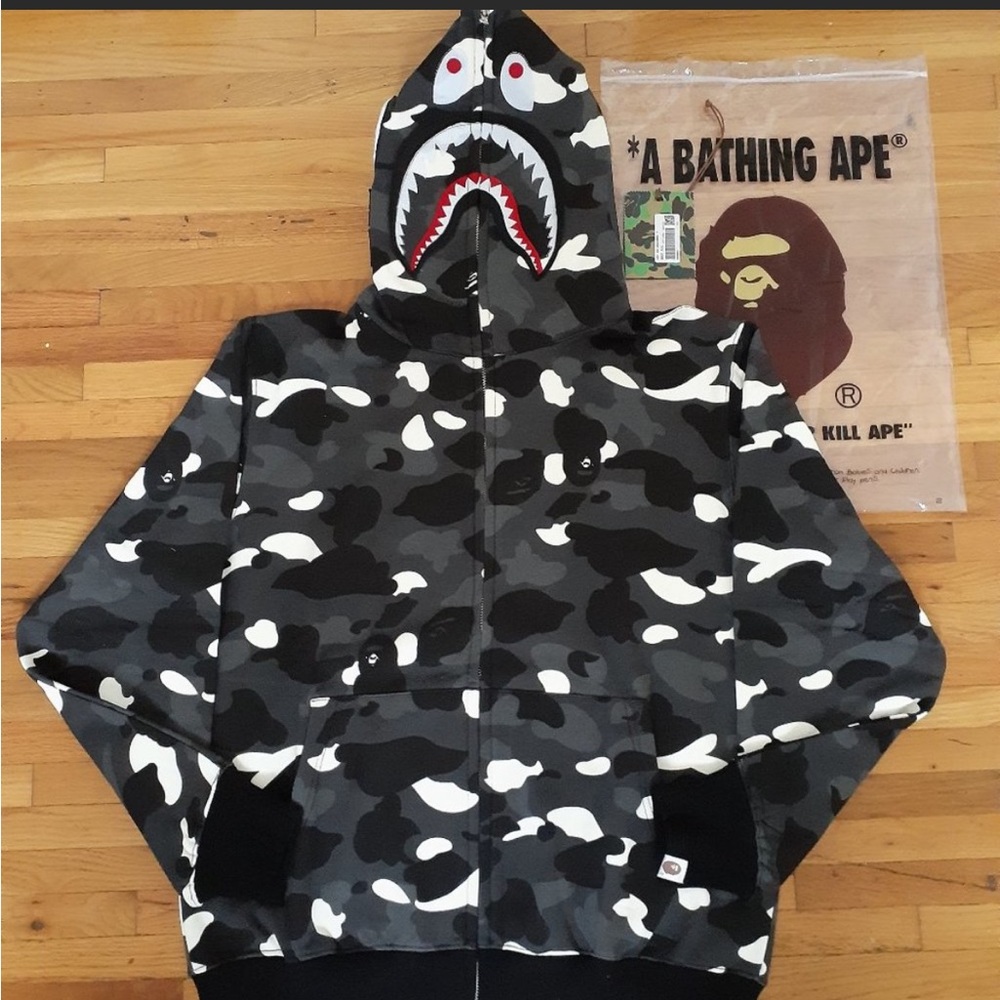 XXL full zip bape hoodie